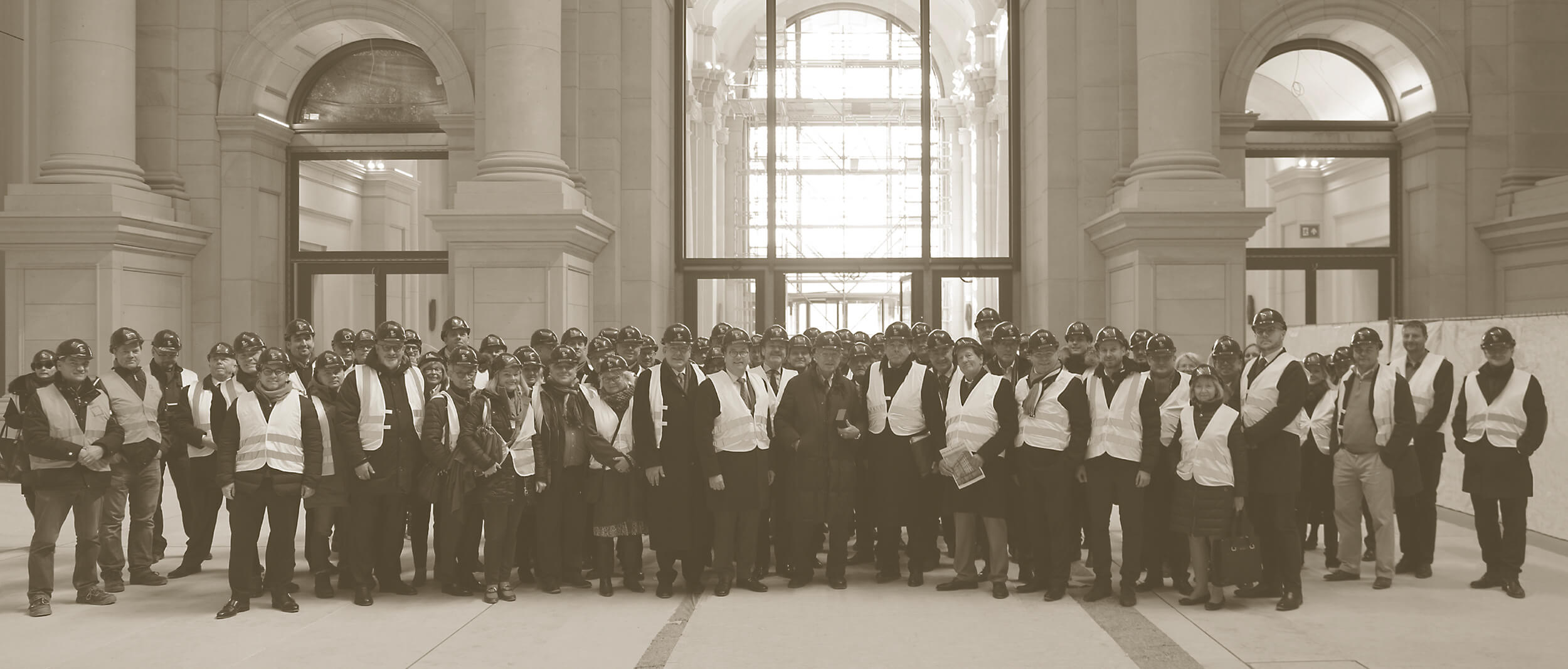 Foto Unser Senat mit Wilhelm von Boddien bei der exklusiven Besichtigung des Berliner Stadtschlosses 2019