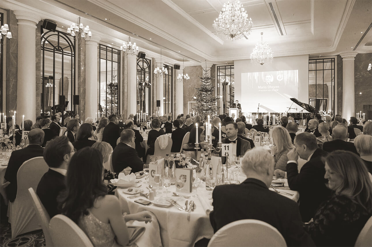 Foto Die Eröffnung der Adventsgala des Senats mit über 200 Gästen im Dezember 2019. Höhepunkt des Abends:  die Verleihung des Deutschen Mittelstand Media Awards