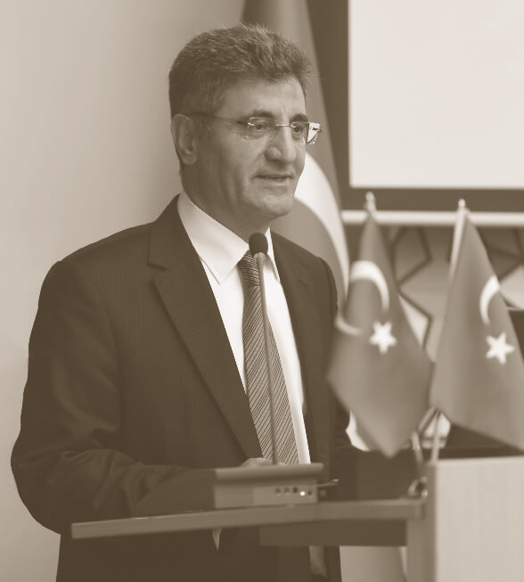 Foto Exzellenz (S.E.) Ali Kemal Aydin in der Türkischen Botschaft